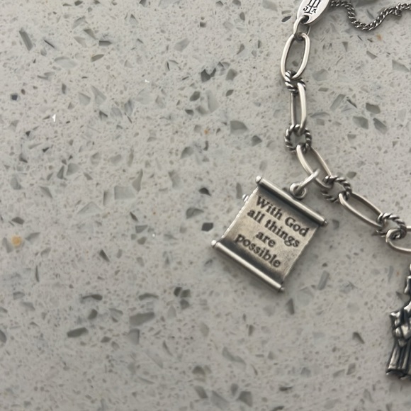 James Avery retired bracelet - Picture 4 of 5